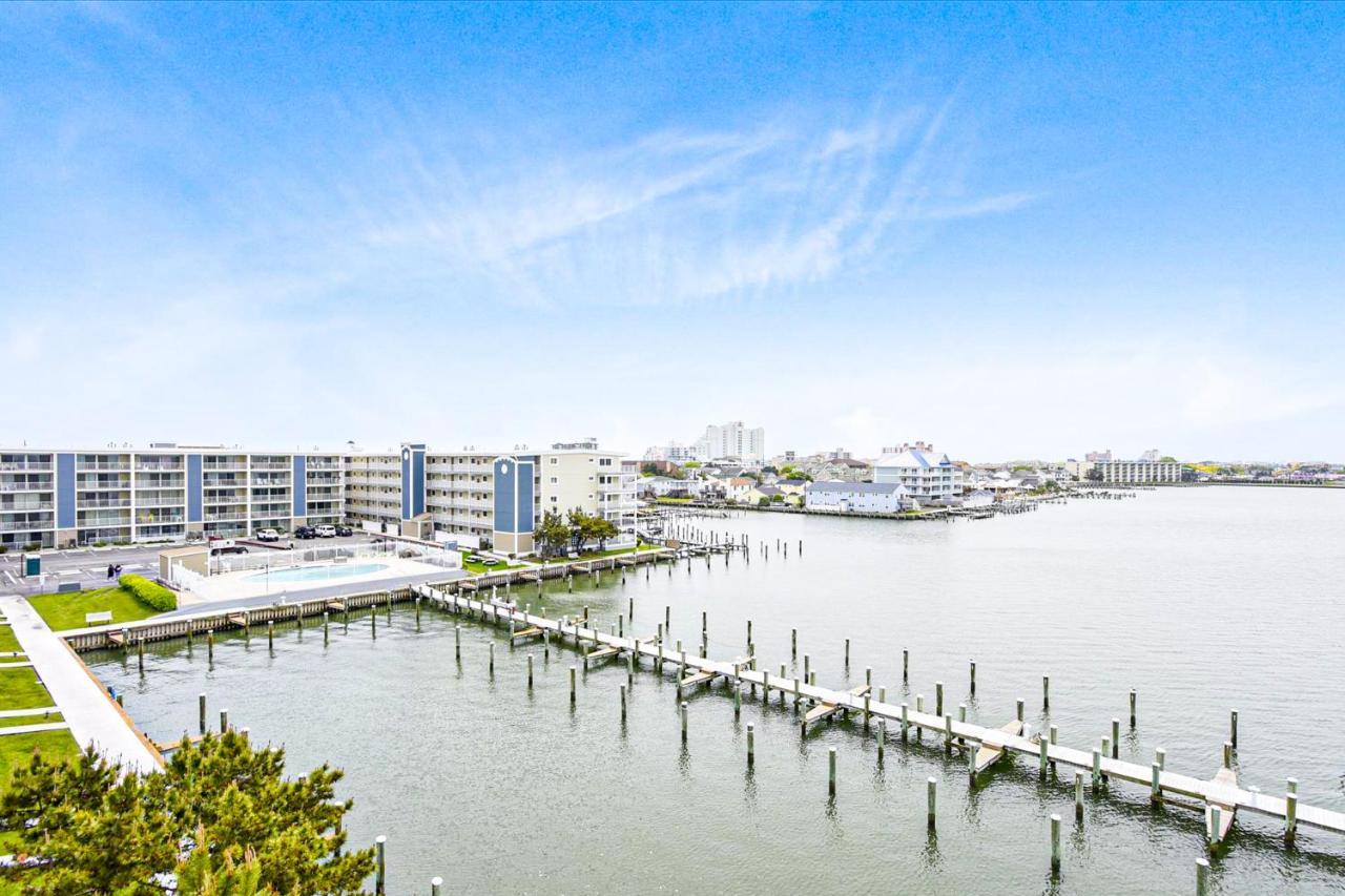 Thunder Island Condos II آوشين سيتي المظهر الخارجي الصورة