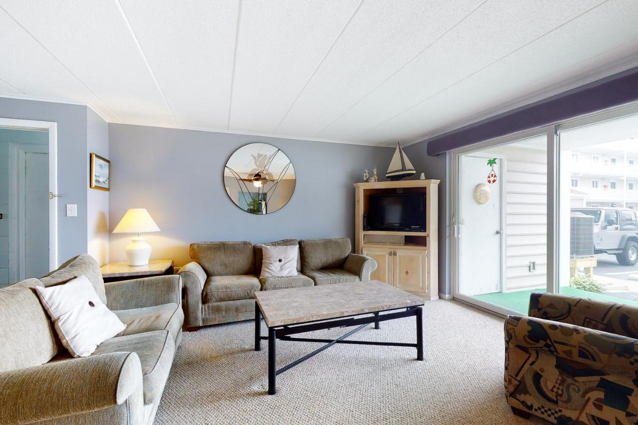 Thunder Island Condos II آوشين سيتي الغرفة الصورة