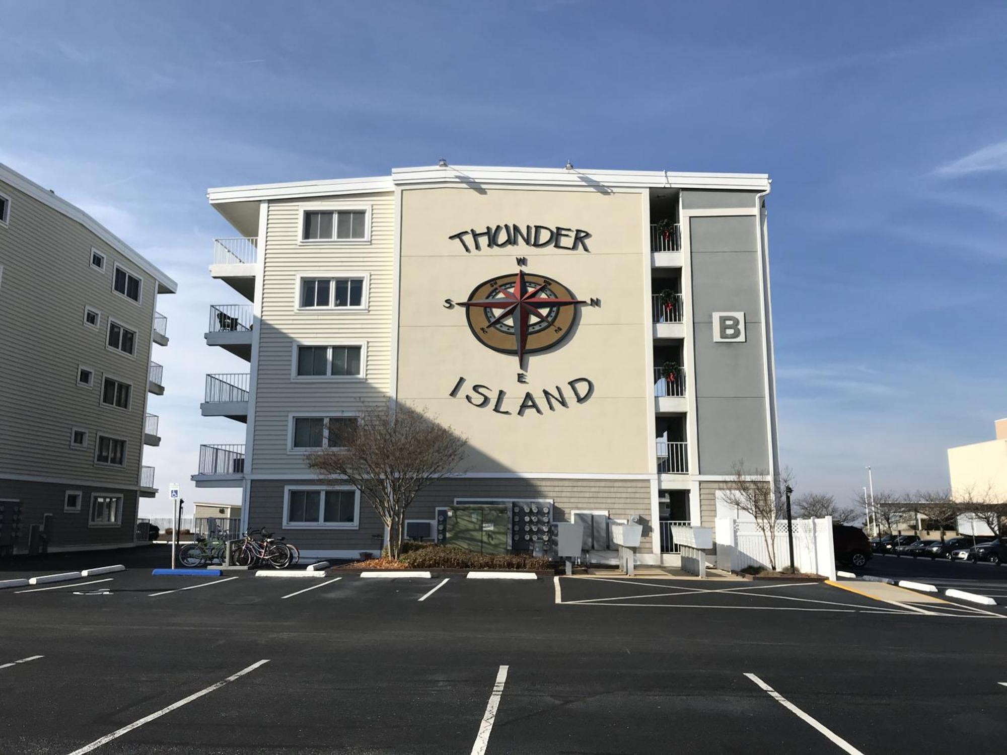 Thunder Island Condos II آوشين سيتي الغرفة الصورة